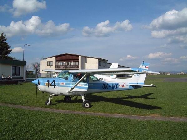 Cessna 152 OK IKC